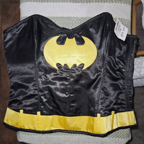 Bat Woman Girl NWT 4XL BATMAN - Picture 1 of 15
